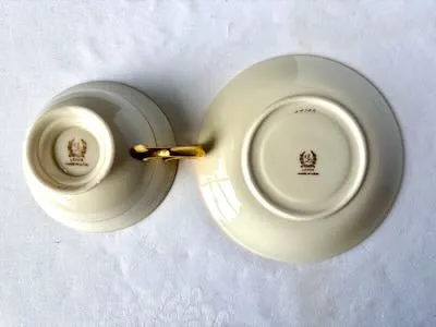 IMG_0443_result - Atelier85 Antiques Vintage Lenox L373R Teacups and Saucers – Red Band with Gold Laurel Motif