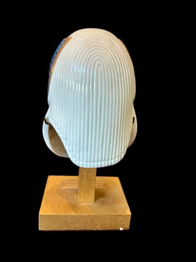 IMG_1414 - Atelier85 Antiques Elizabeth Arden Queen Nefertari Porcelain Bust on Stand – Treasures of the Pharaohs 1982 Egyptian Revival