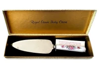Vintage Royal Crown Derby Posies Pie Server – Very Good Condition, 1973